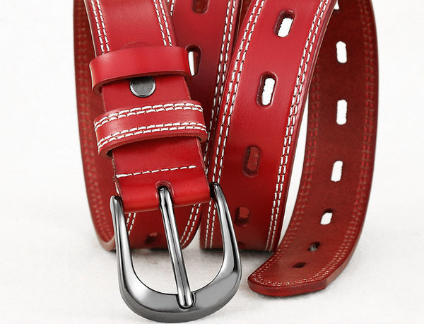 Alkalmi műbőr öv kontrasztos varrással