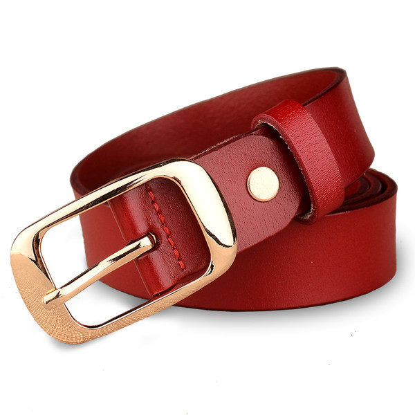 Bőr öv fém díszítéssel