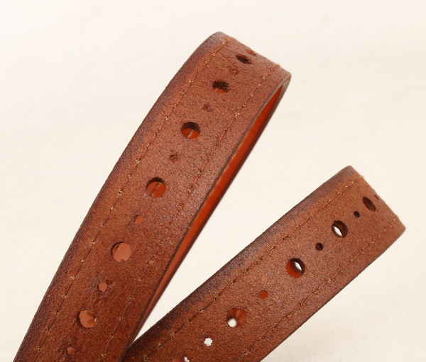 Vékony mindennapi öv perforált eco bőrből