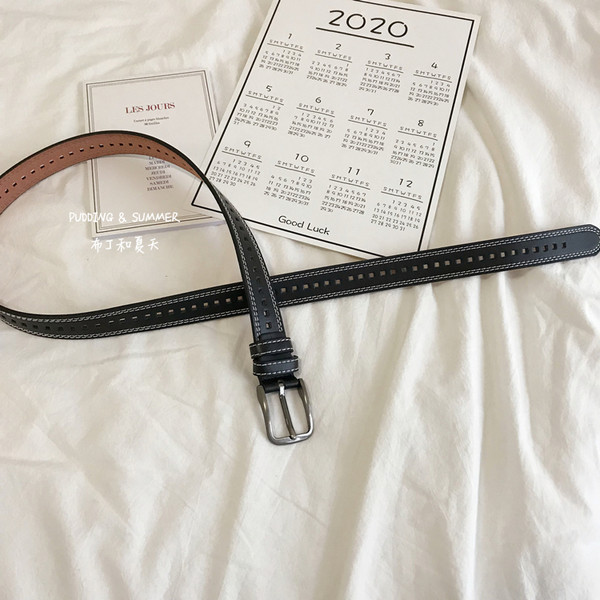 Modern női bőr öv fekete színben