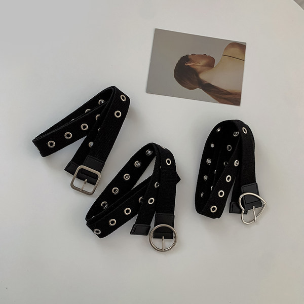 Perforált női öv fekete színben - többféle modell