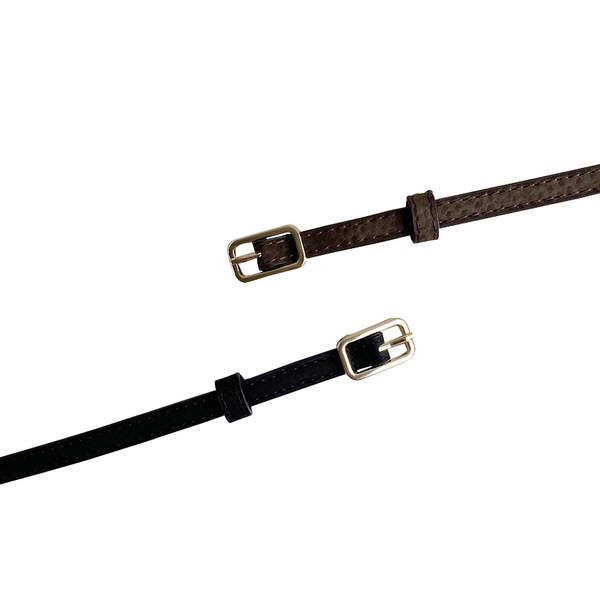 Vékony női bőr öv téglalap alakú csattal