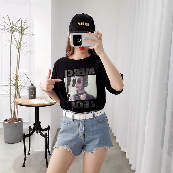 Napi bőröv kerek csattal