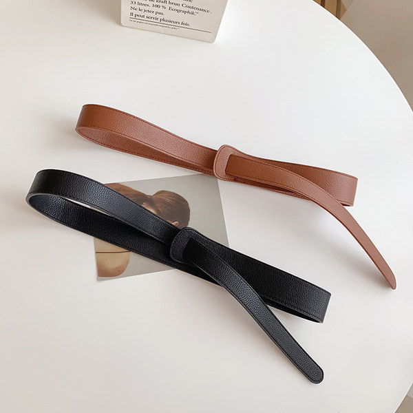 Modern bőr öv fekete és barna színben nőknek