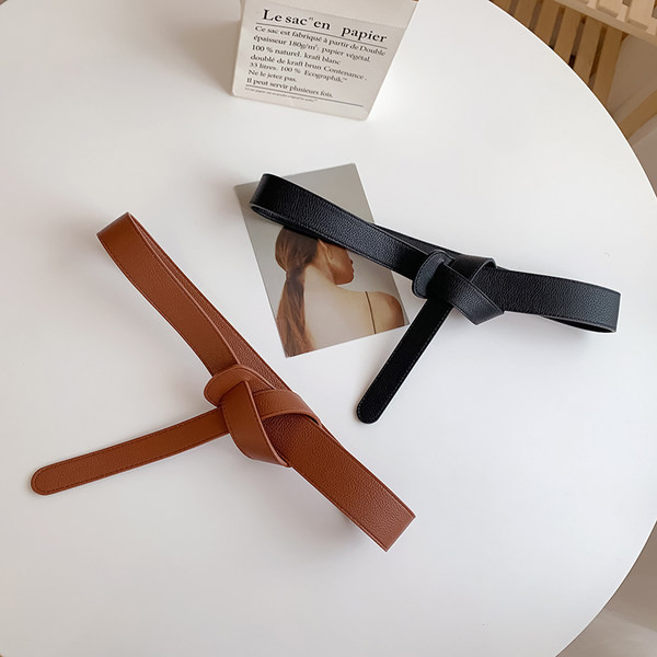 Modern bőr öv fekete és barna színben nőknek