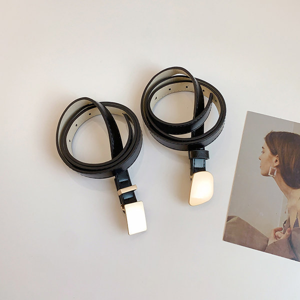 Vékony bőr öv fém csattal - két modell