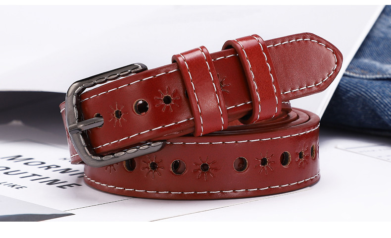 Női bőr öv hímzéssel - több színben