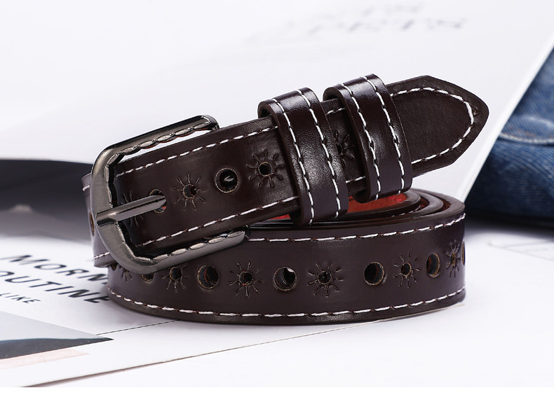 Női bőr öv hímzéssel - több színben