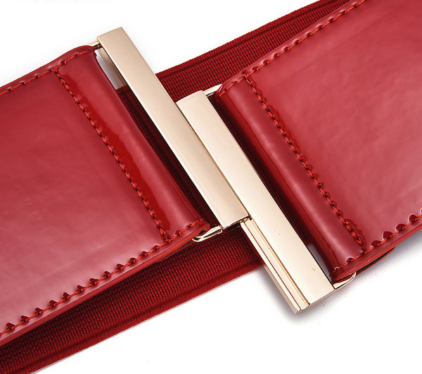 Széles női öv fém rögzítéssel - két modell