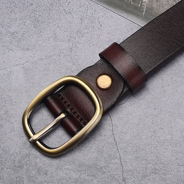 Sima modell bőr öv ovális csattal