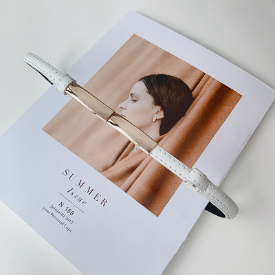 Női vékony eco-bőr öv fém díszítéssel