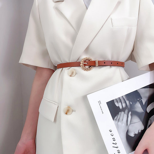 Elegáns női öv fém arany csattal