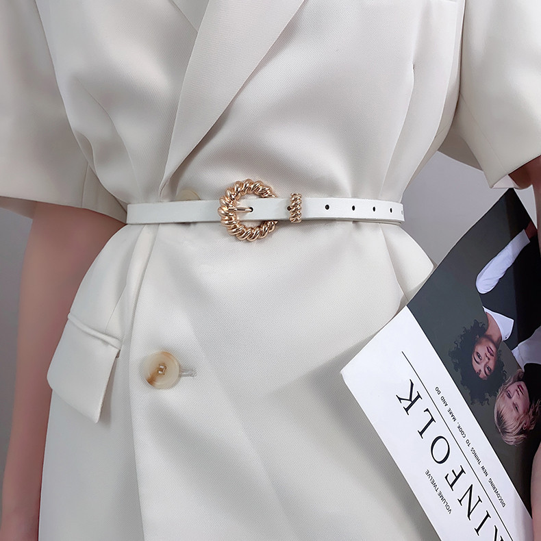 Elegáns női öv fém arany csattal