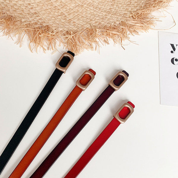 Modern női öv négyzet alakú fém csattal