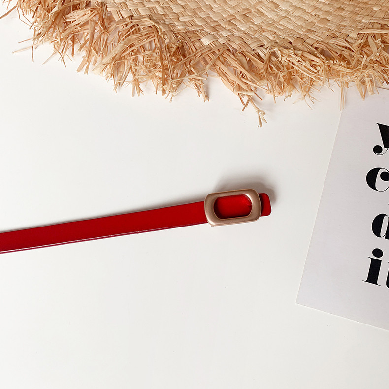 Modern női öv négyzet alakú fém csattal