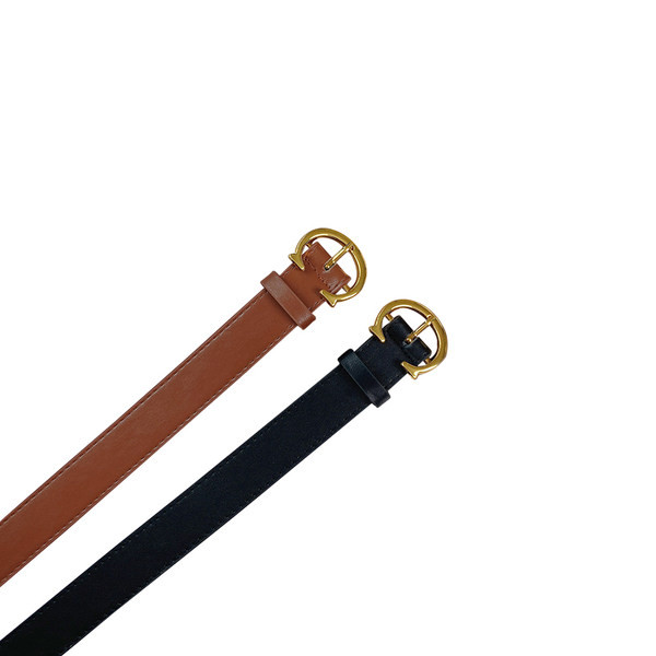 Tiszta modell női bőr öv fém csattal