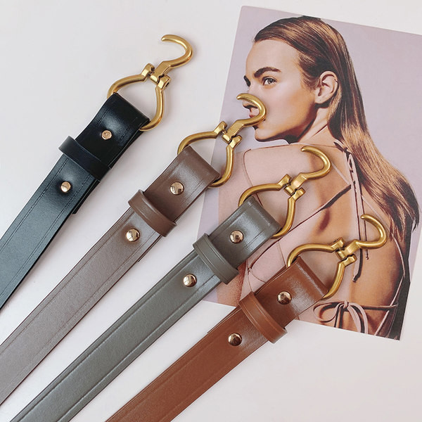 Női perforált öv fém rögzítéssel