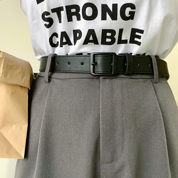 Sima széles modell női bőr öv