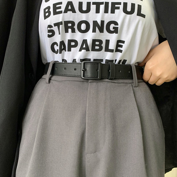 Sima széles modell női bőr öv