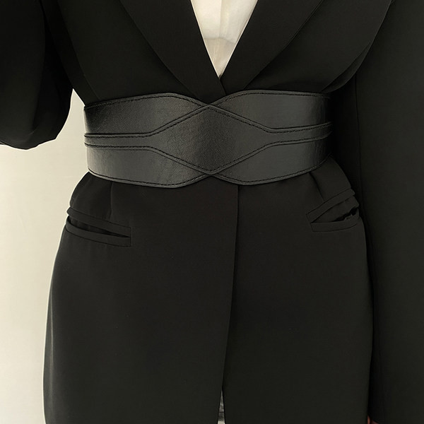 Plata sieviešu ādas josta