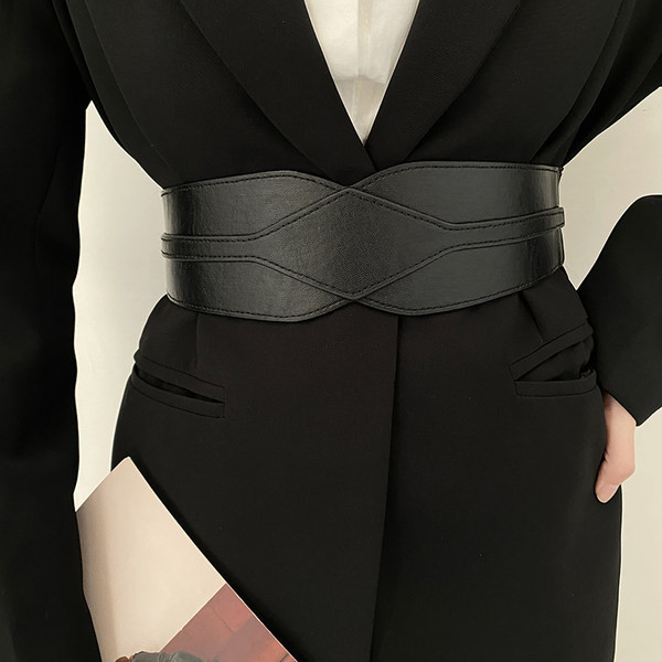 Plata sieviešu ādas josta