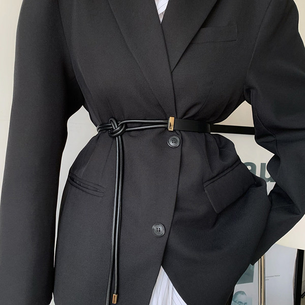 Curea subțire pentru femei