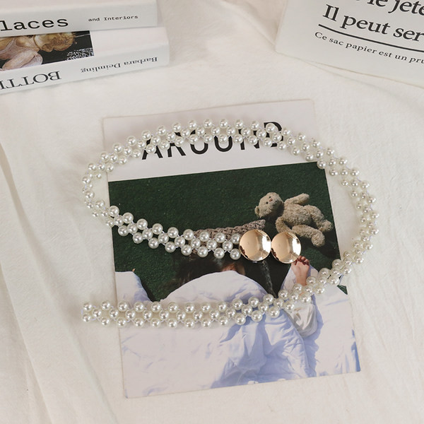 Modern női gyöngyös öv - fém csat