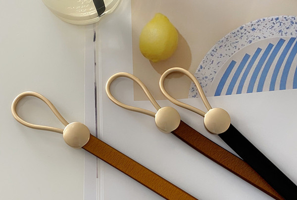 Női vékony bőr öv fém csattal több színben