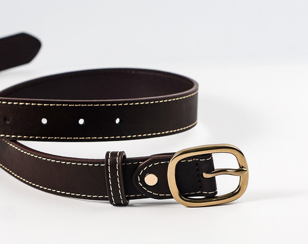 Sima modell bőr öv fém csattal nőknek