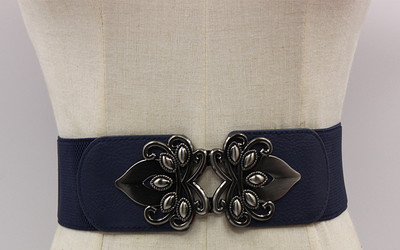 Curea de dama cu inchidere metalica in talie