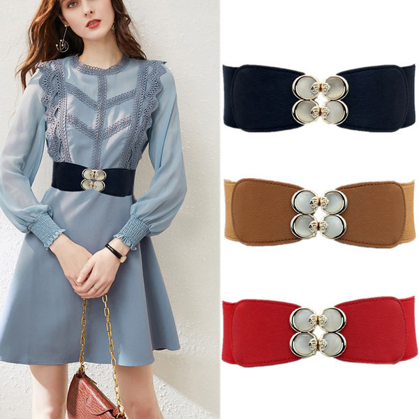 Дамски широк колан с метално закопчаване и камъни