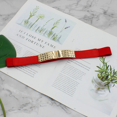 Модерен дамски кожен колан със златиста катарама