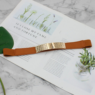 Модерен дамски кожен колан със златиста катарама