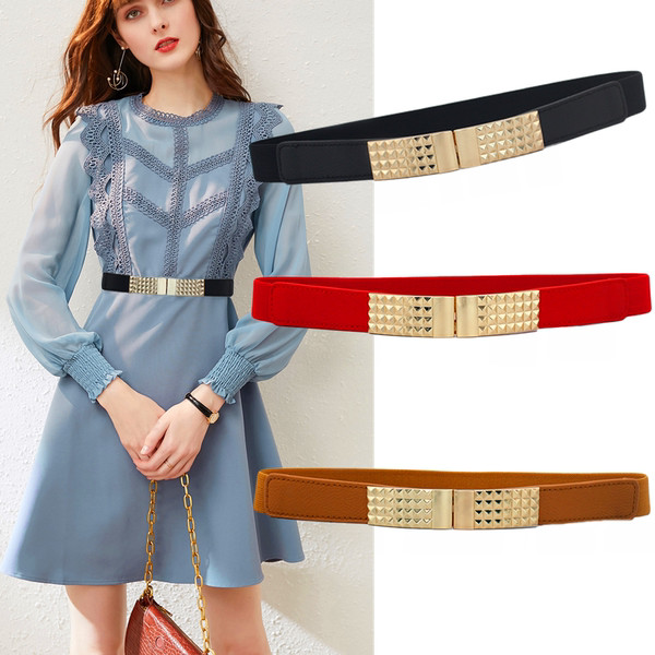 Модерен дамски кожен колан със златиста катарама