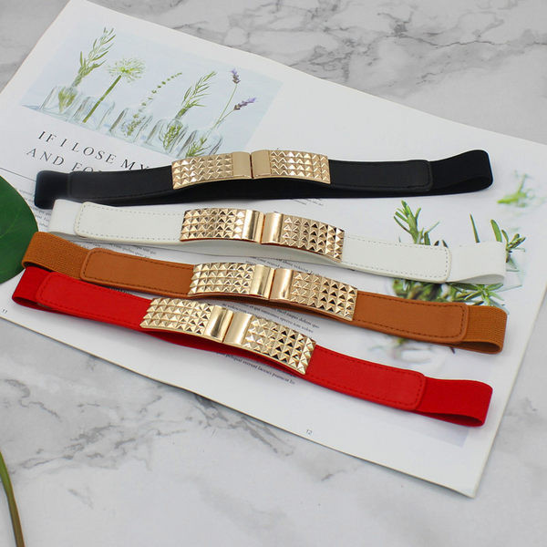 Модерен дамски кожен колан със златиста катарама