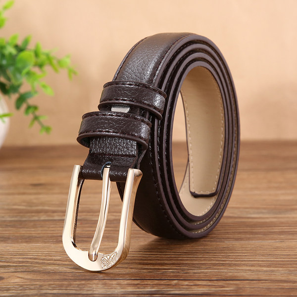 Modern műbőr öv fém csattal