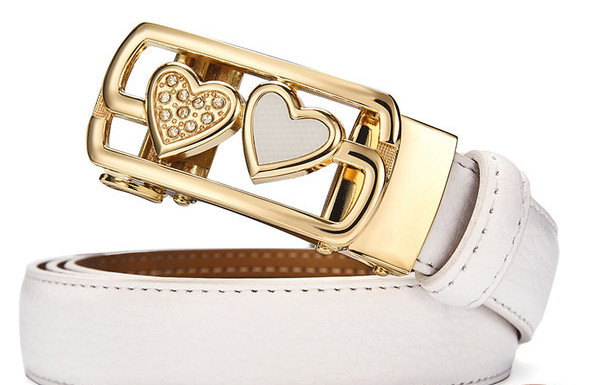 Дамски кожен колан - различни модели и цветове