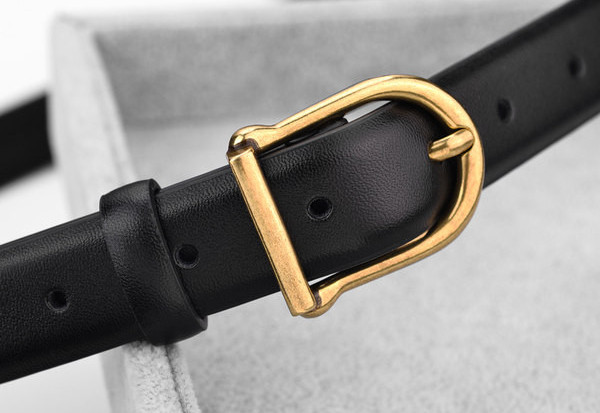 Női alkalmi műbőr öv csattal