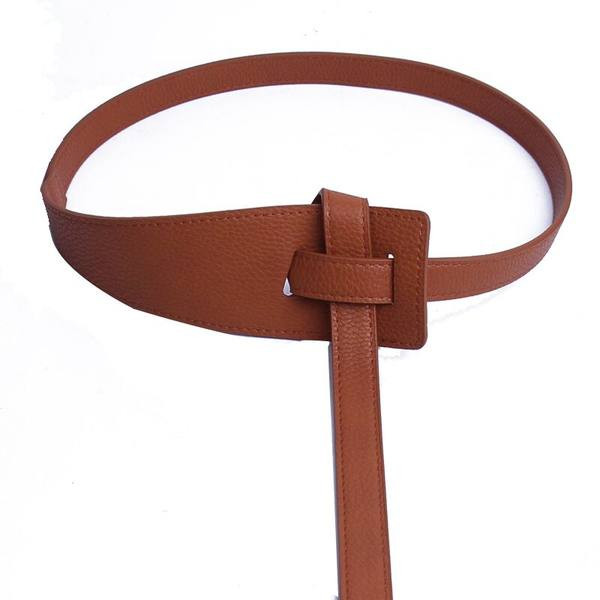 Curea asimetrica din piele de dama