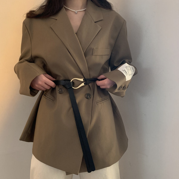 Стилен дамски тънък кожен колан в черен цвят