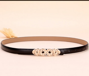 Női stílusos eco-bőr öv, karcsú modell csattal