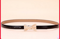 Bőr öv szalag díszítéssel