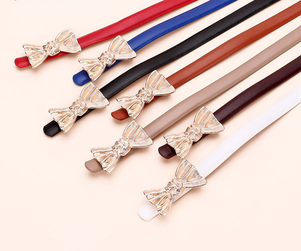 Bőr öv szalag díszítéssel