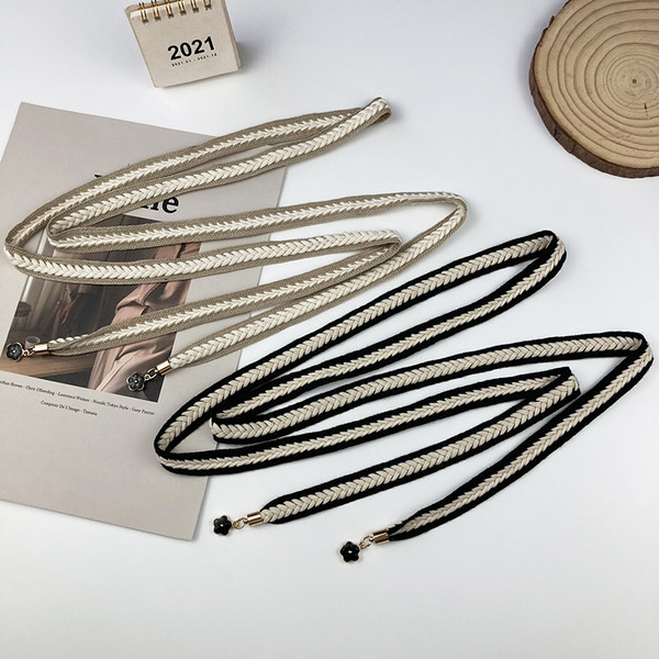 Kötött női öv fém díszítéssel