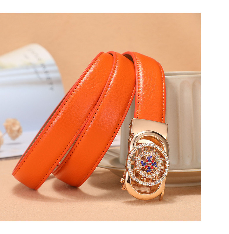 Modern női öv kövekkel díszített fém csattal