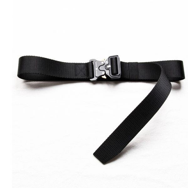 Férfi textil öv fém csattal