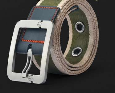 Curea pentru bărbați din material textil cu cataramă pătrată