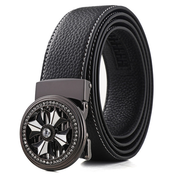 Férfi öv kövekkel