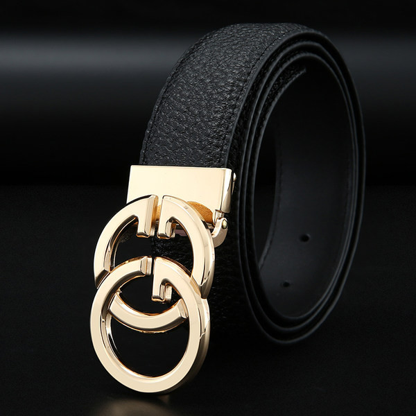 Elegantni muški remen s metalnom kopčom u boji