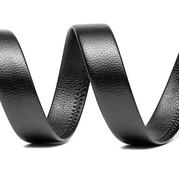 Елегантен мъжки колан с метално закопчаване и надпис